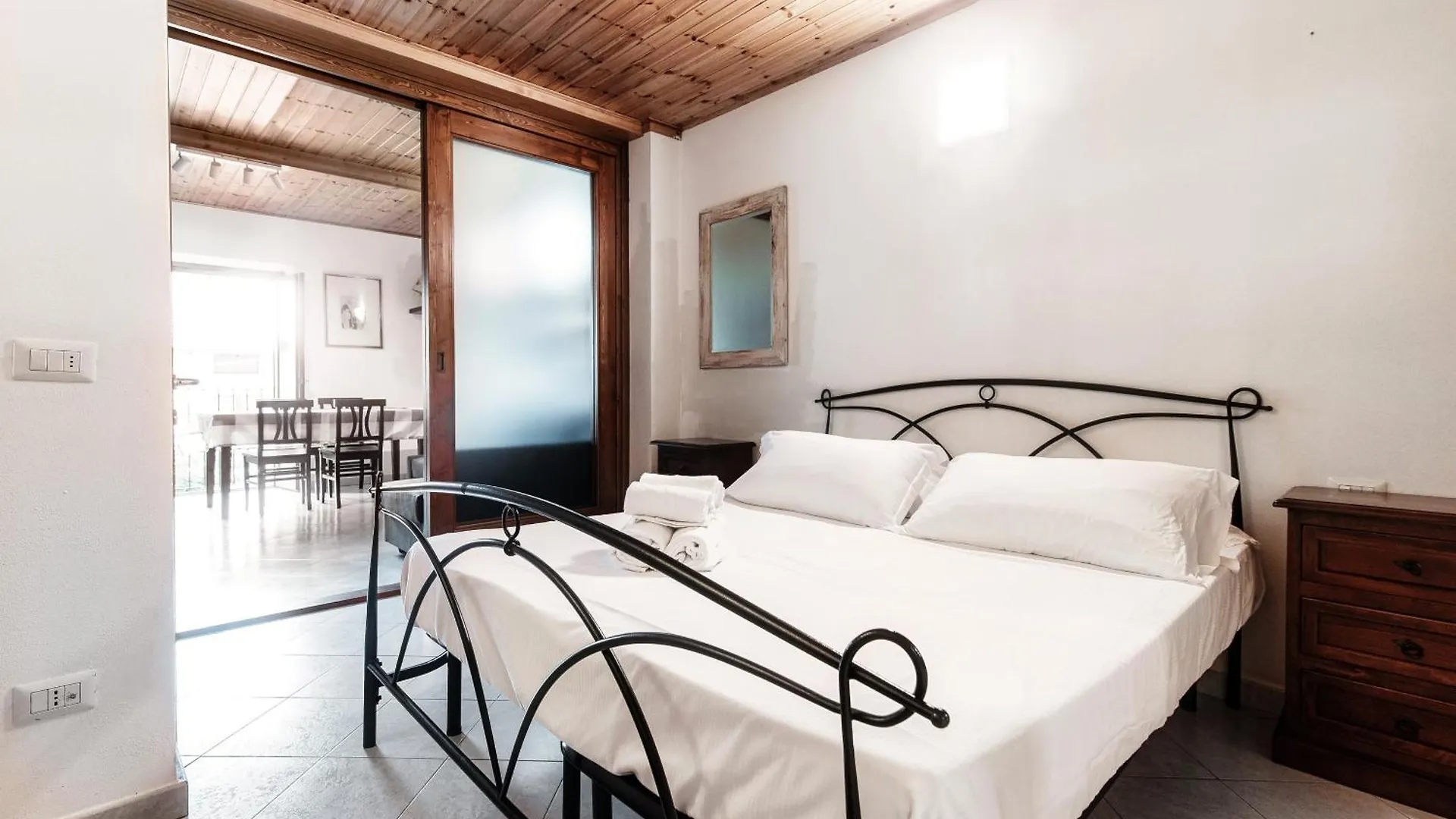Apartment Delizioso Bilocale Vista Lago Colonno Italy